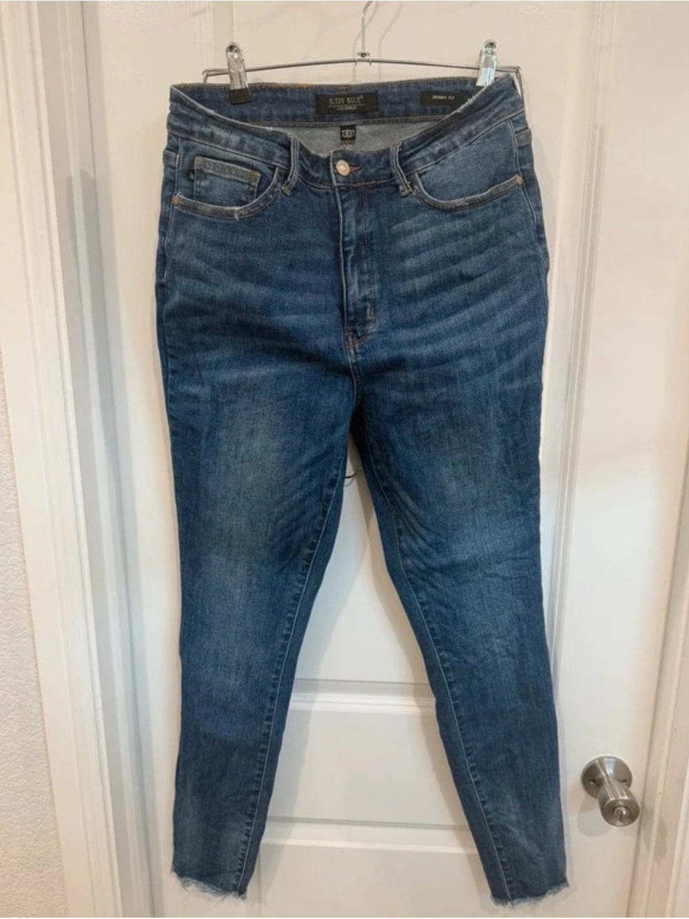 Judy Blue High-Rise Skinny Jeans in Dark Blue